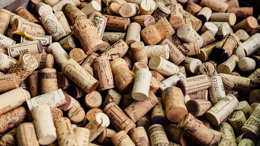 2025: cosa deve contenere davvero l’etichetta nutrizionale del vino
